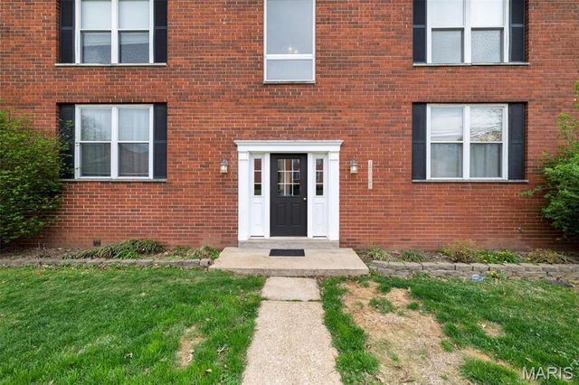 10068 Puttington Drive, St Louis, MO 63123