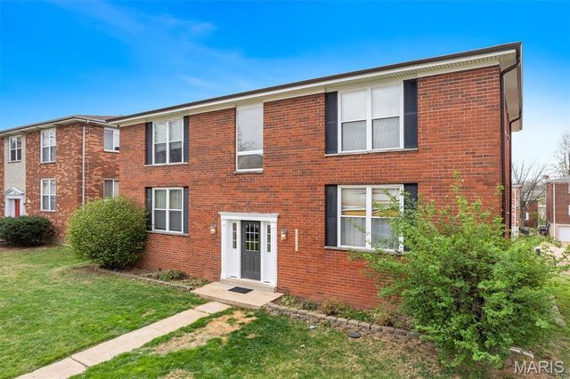 10068 Puttington Drive, St Louis, MO 63123