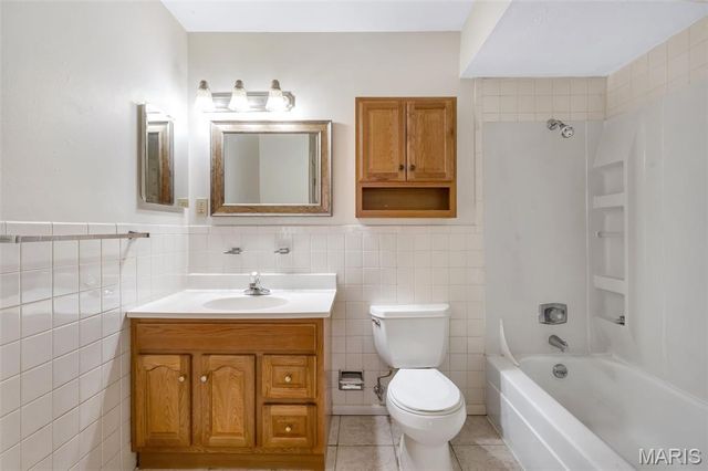 10068 Puttington Drive, St Louis, MO 63123