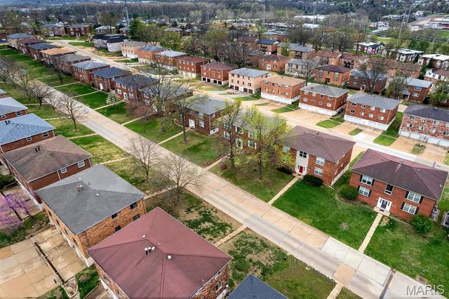 10068 Puttington Drive, St Louis, MO 63123