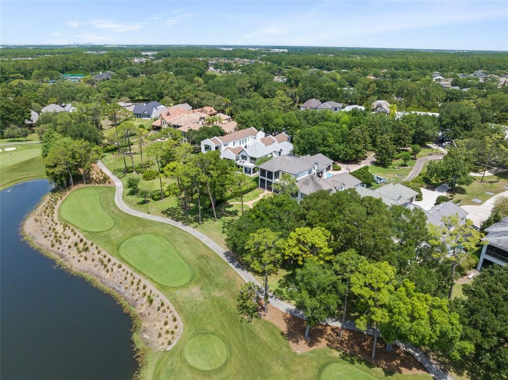 Image 71 of property listing at 9720 COVENT GARDEN DRIVE, Orlando, FL 32827