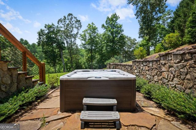 355 Old Camp Loop, Morganton, GA 30560