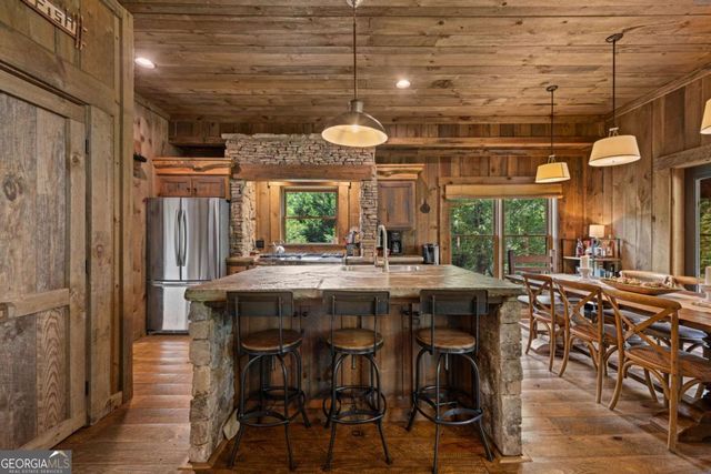 355 Old Camp Loop, Morganton, GA 30560