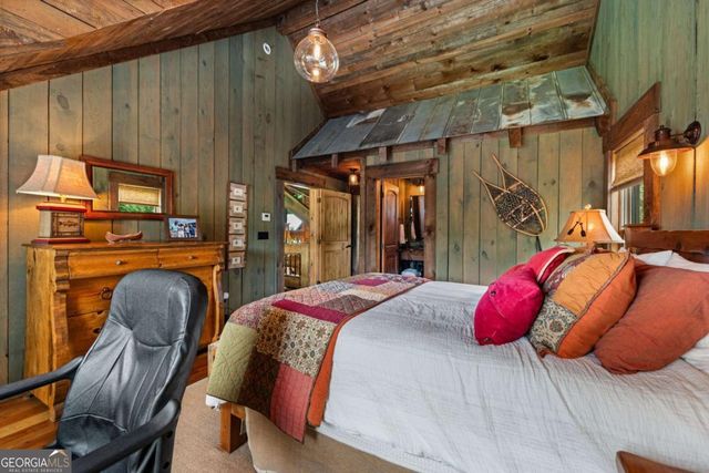 355 Old Camp Loop, Morganton, GA 30560