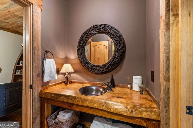 355 Old Camp Loop, Morganton, GA 30560