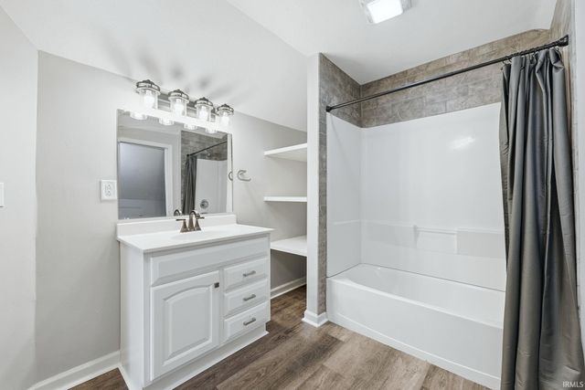 409 W Cox Drive, Fort Wayne, IN 46807