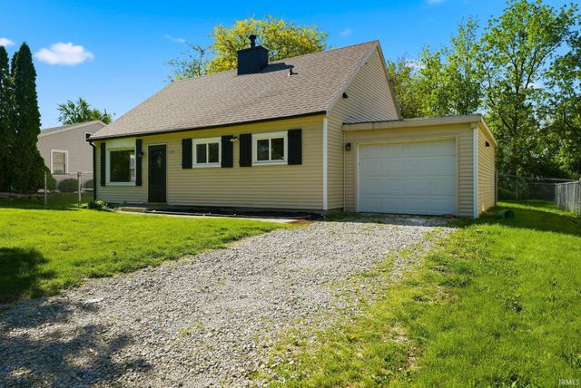 409 W Cox Drive, Fort Wayne, IN 46807