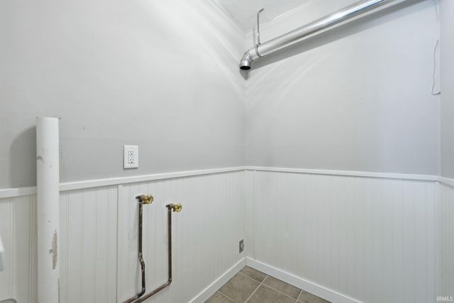 409 W Cox Drive, Fort Wayne, IN 46807