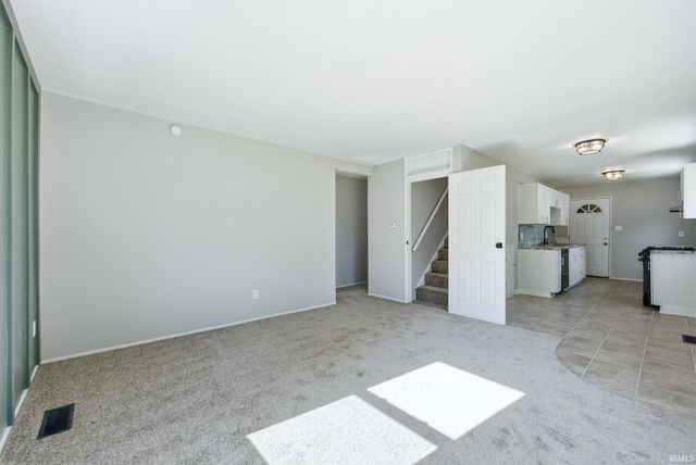 409 W Cox Drive, Fort Wayne, IN 46807