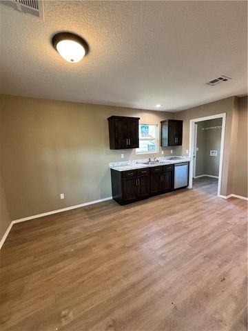 313 E Park Street, Pittsburg, KS 66762