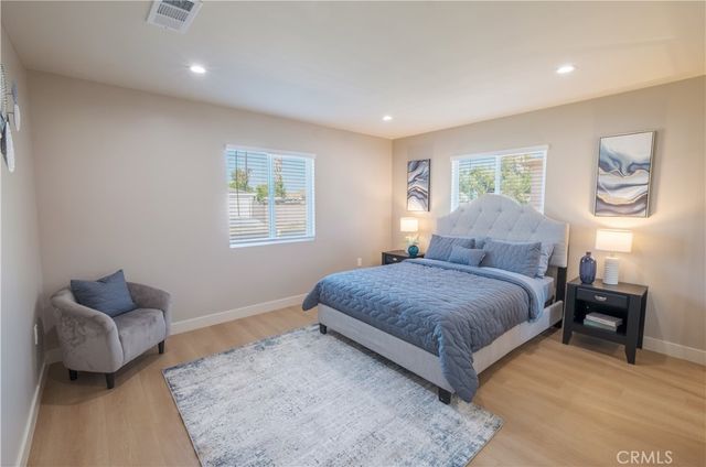 223 S Aprilia Ave, Compton, CA 90220