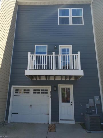 1807 Yardarm WAY, Chesapeake, VA 23323