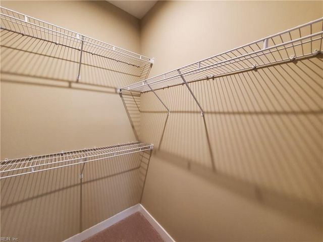 1807 Yardarm WAY, Chesapeake, VA 23323