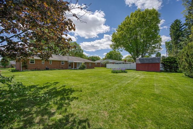 324 Beckenham Road, Englewood, OH 45322