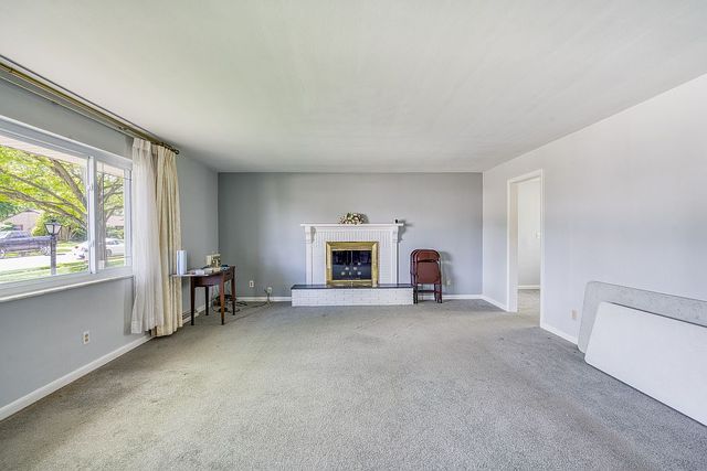324 Beckenham Road, Englewood, OH 45322