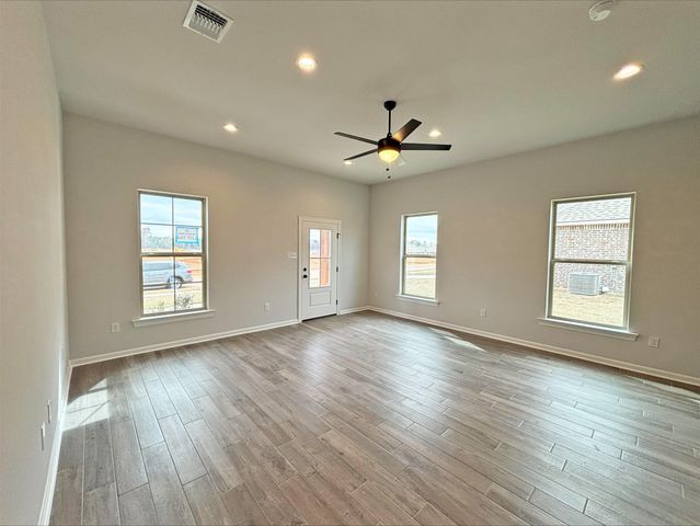 186 Berkshire Place, Haughton, LA 71037