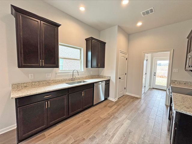 186 Berkshire Place, Haughton, LA 71037