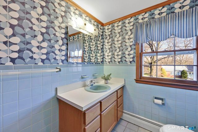 83 Apple Hill, Wethersfield, CT 06109