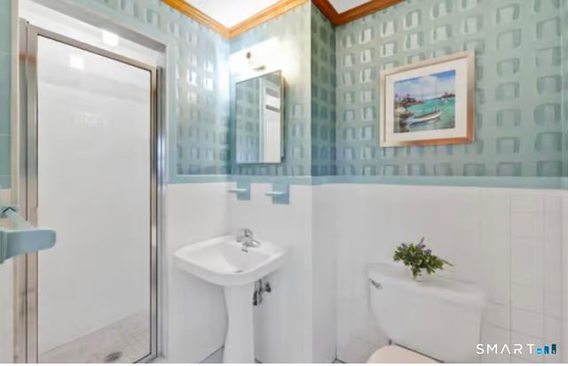 83 Apple Hill, Wethersfield, CT 06109