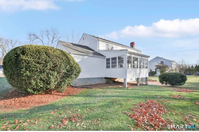 83 Apple Hill, Wethersfield, CT 06109