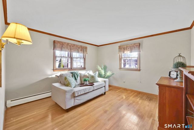 83 Apple Hill, Wethersfield, CT 06109