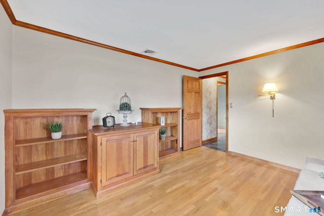 83 Apple Hill, Wethersfield, CT 06109