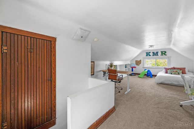 2853 Markbreit Avenue, Cincinnati, OH 45209