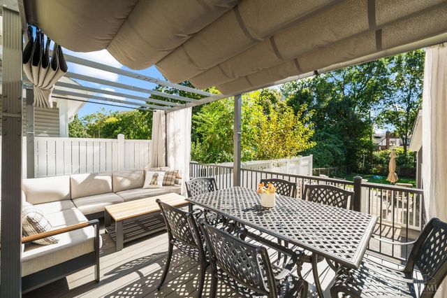 2853 Markbreit Avenue, Cincinnati, OH 45209