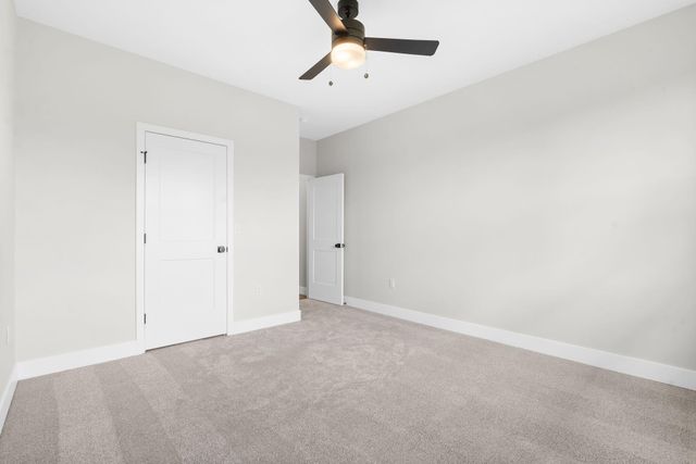 6080 S Holland Avenue, Springfield, MO 65810