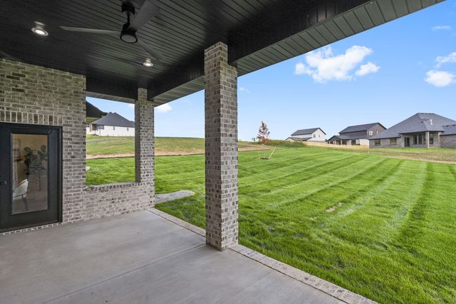 6080 S Holland Avenue, Springfield, MO 65810