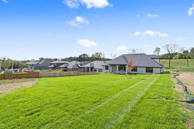 6080 S Holland Avenue, Springfield, MO 65810