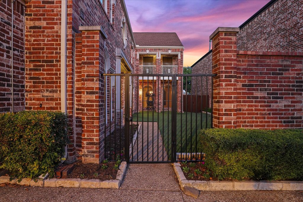 2820 Prestonwood Drive, Plano, TX 75093 — photo 2