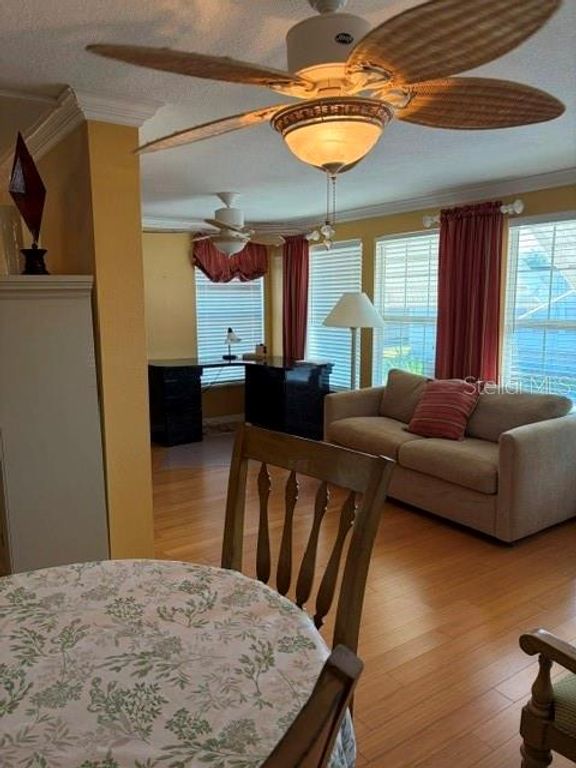 Image 6 of property listing at 10461 PEACEFUL DRIVE, Largo, FL 33773