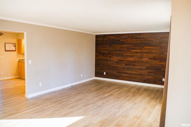 104 N MAIN Street, Spaulding, IL 62561