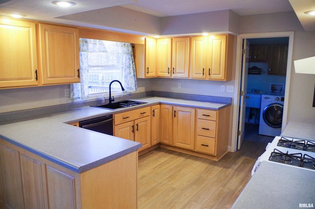 104 N MAIN Street, Spaulding, IL 62561