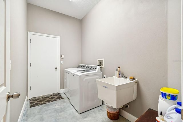 5506 CAMILLE COURT, Lutz, FL 33558