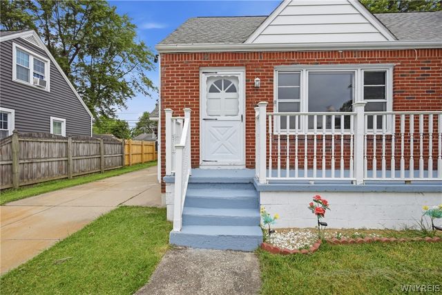 72 Birkdale Road, Cheektowaga, NY 14225