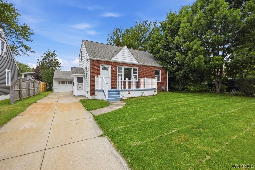 72 Birkdale Road, Cheektowaga, NY 14225