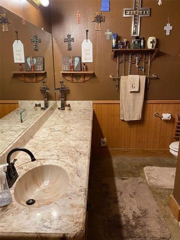 818 E Elm Street, Hillsboro, TX 76645