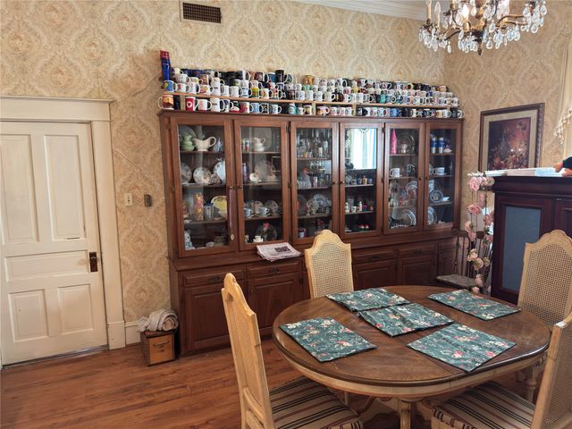 818 E Elm Street, Hillsboro, TX 76645