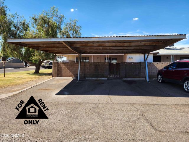 7132 W WOLF Street, Phoenix, AZ 85033