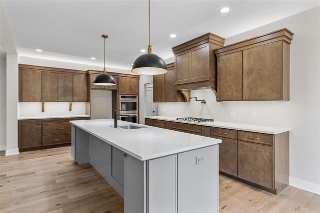 1037 Skyline Dr, Cecil, PA 15317
