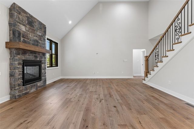 1037 Skyline Dr, Cecil, PA 15317