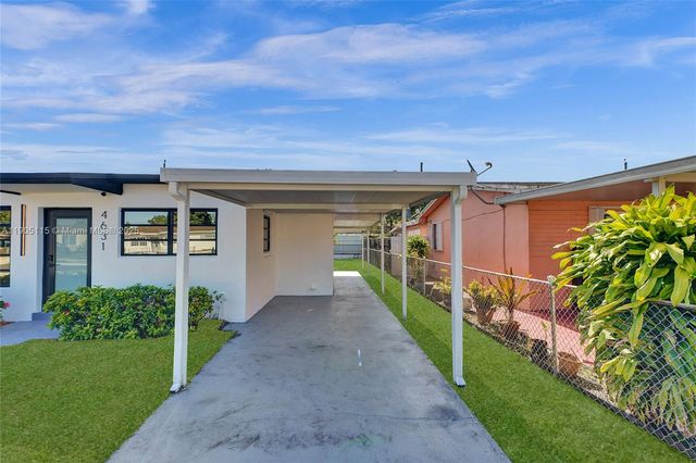 4631 E 8th Ct, Hialeah, FL 33013