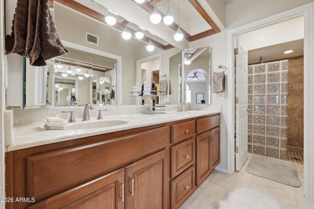 4713 E MONTE Way, Phoenix, AZ 85044