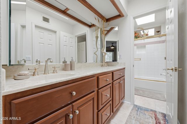 4713 E MONTE Way, Phoenix, AZ 85044