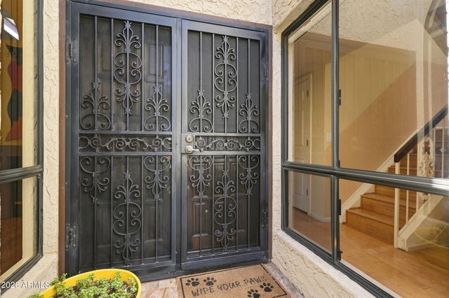 4713 E MONTE Way, Phoenix, AZ 85044