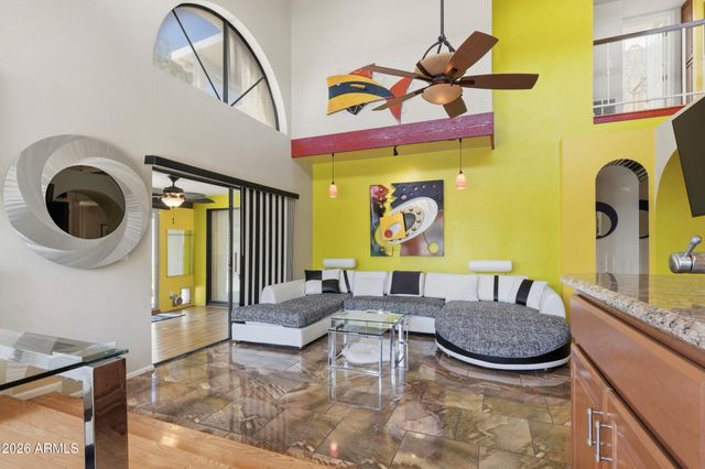 4713 E MONTE Way, Phoenix, AZ 85044