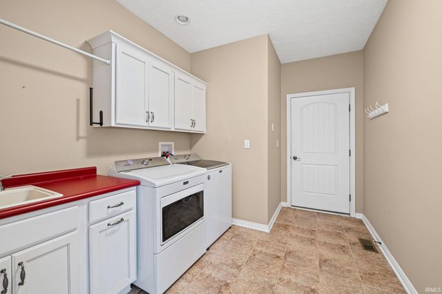 4413 Cairnapple Court, West Lafayette, IN 47906