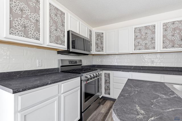 4111 WILD FLOWER DR, Rapid City, SD 57701